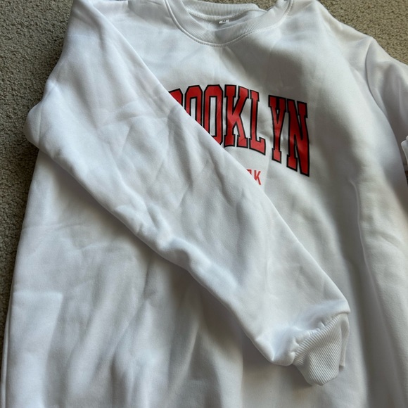 White Brooklyn Crewneck - Picture 1 of 2